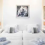 Rosebud Villa