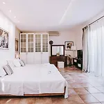 Villa Rosebud Nikiana